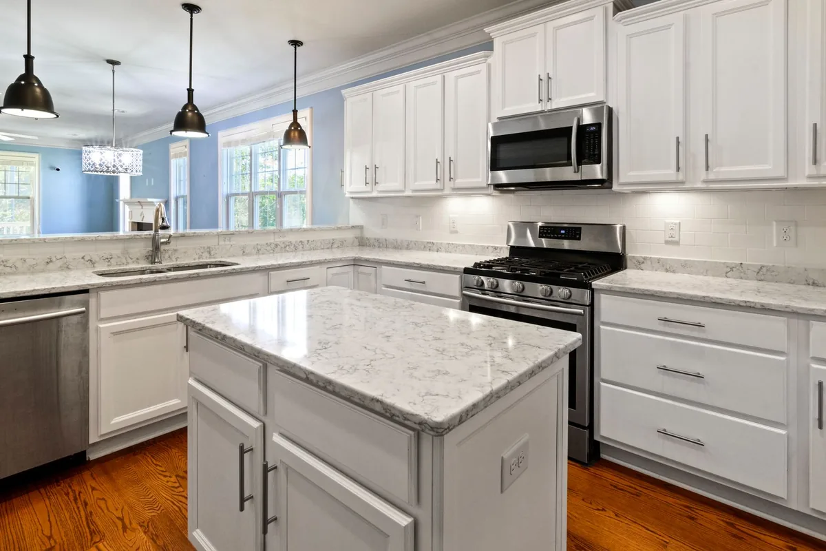 Filth & Squalor Cleanup in Richmond Heights, FL